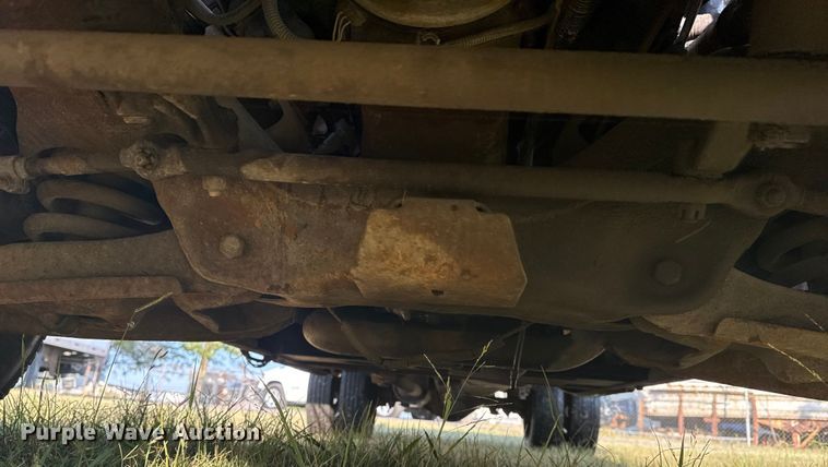 image for item DJ7818 1998 Chevrolet 3500 flatbed pickup truck