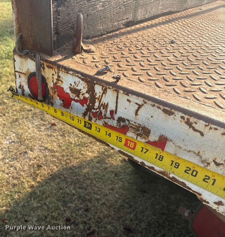 image for item DJ7818 1998 Chevrolet 3500 flatbed pickup truck