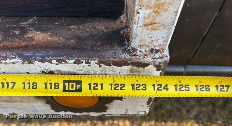 image for item DJ7818 1998 Chevrolet 3500 flatbed pickup truck