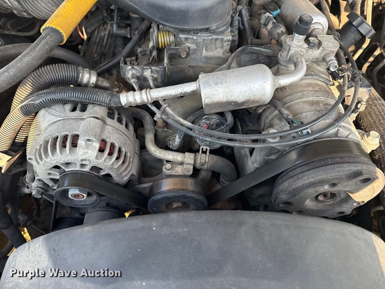 image for item DJ7818 1998 Chevrolet 3500 flatbed pickup truck