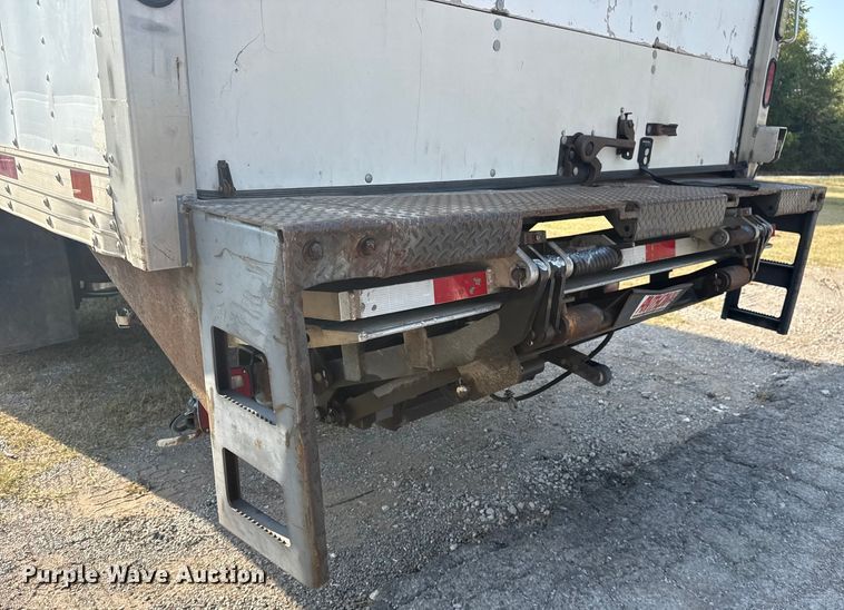 image for item DJ7819 2013 Freightliner Business Class M2 box truck