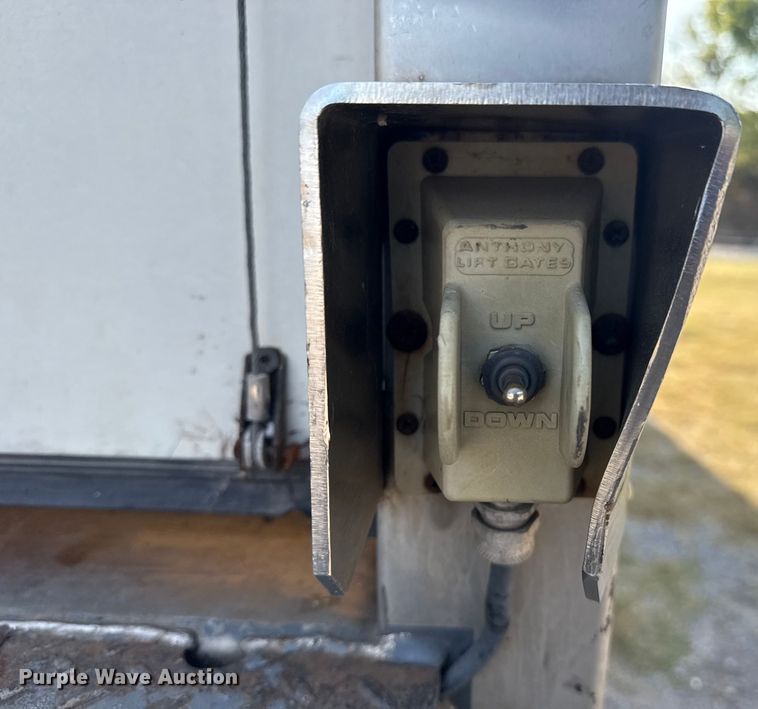 image for item DJ7819 2013 Freightliner Business Class M2 box truck