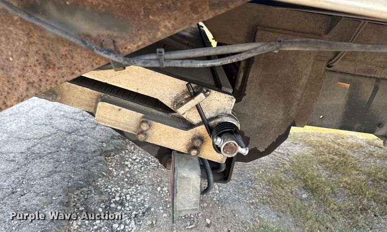 image for item DJ7819 2013 Freightliner Business Class M2 box truck