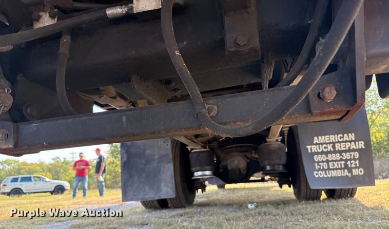 image for item DJ7819 2013 Freightliner Business Class M2 box truck