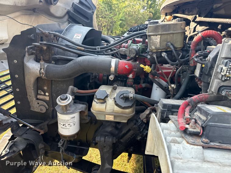 image for item DJ7819 2013 Freightliner Business Class M2 box truck