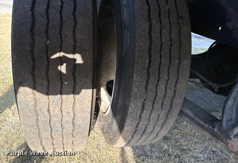 image for item DJ7819 2013 Freightliner Business Class M2 box truck