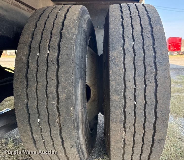 image for item DJ7819 2013 Freightliner Business Class M2 box truck