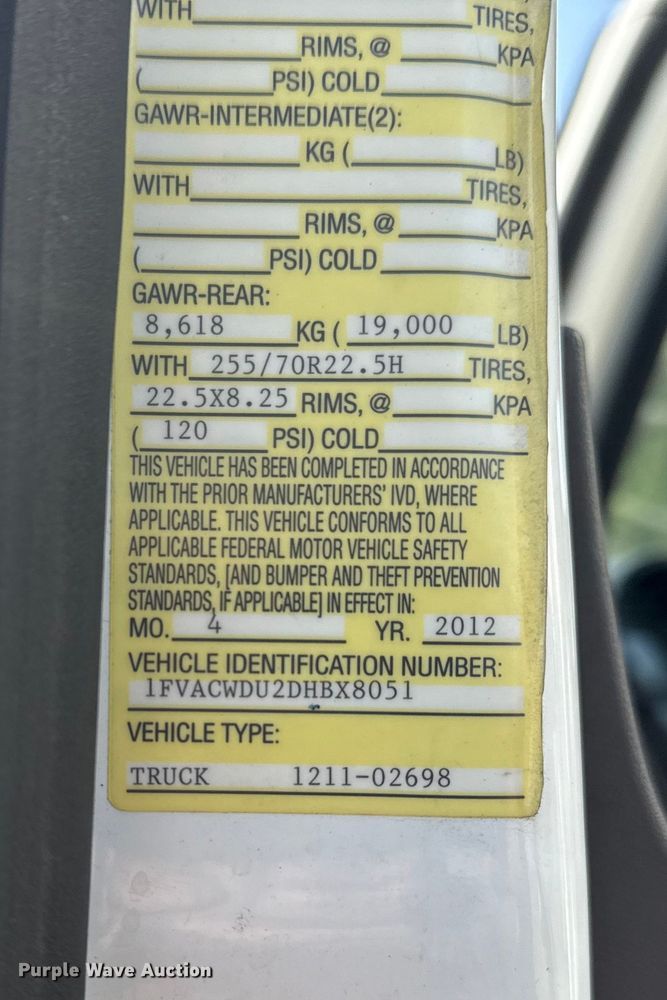 image for item DJ7819 2013 Freightliner Business Class M2 box truck