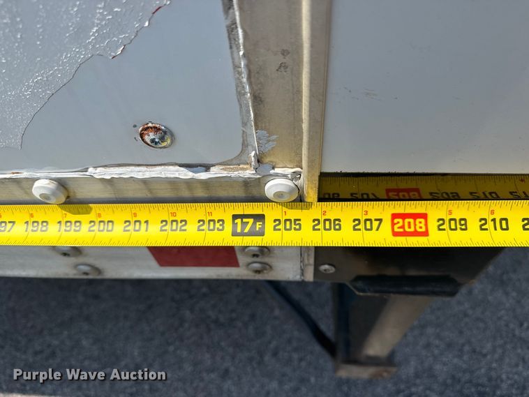 image for item DJ7821 2019 Chevy Silverado 6500HD box truck