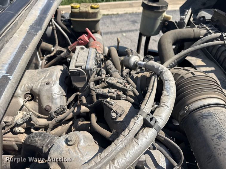 image for item DJ7821 2019 Chevy Silverado 6500HD box truck