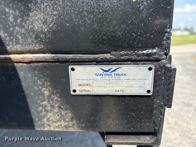 image for item DJ7822 2019 Ford F550 Super Duty flatbed truck