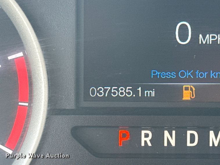 image for item DJ7822 2019 Ford F550 Super Duty flatbed truck