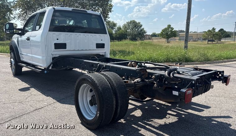 image for item DJ7823 2020 Ford F550 Super Duty truck cab and chassis