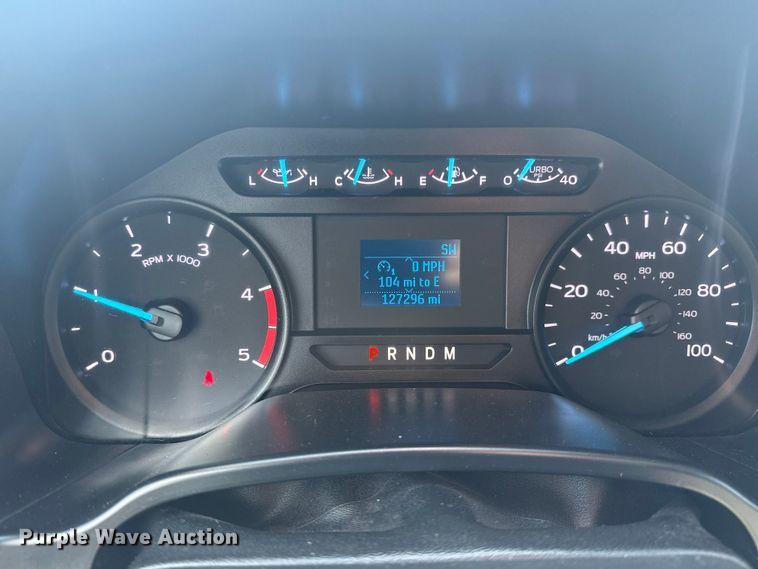 image for item DJ7823 2020 Ford F550 Super Duty truck cab and chassis