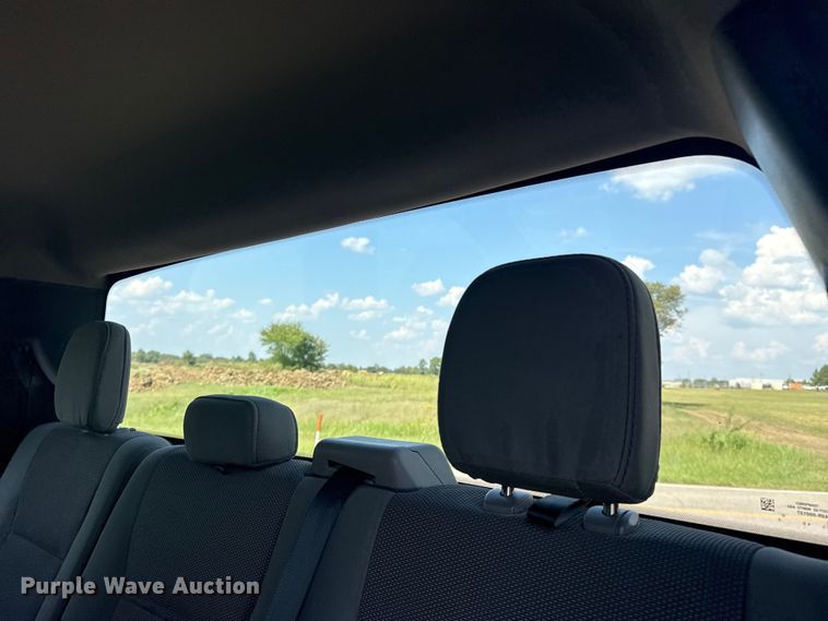 image for item DJ7823 2020 Ford F550 Super Duty truck cab and chassis