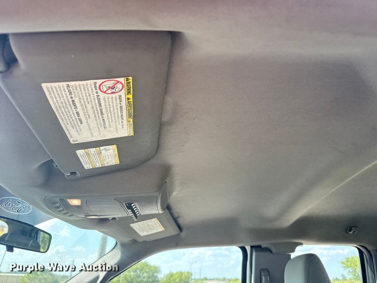 image for item DJ7824 2018 Ford F350 Super Duty SuperCab pickup truck