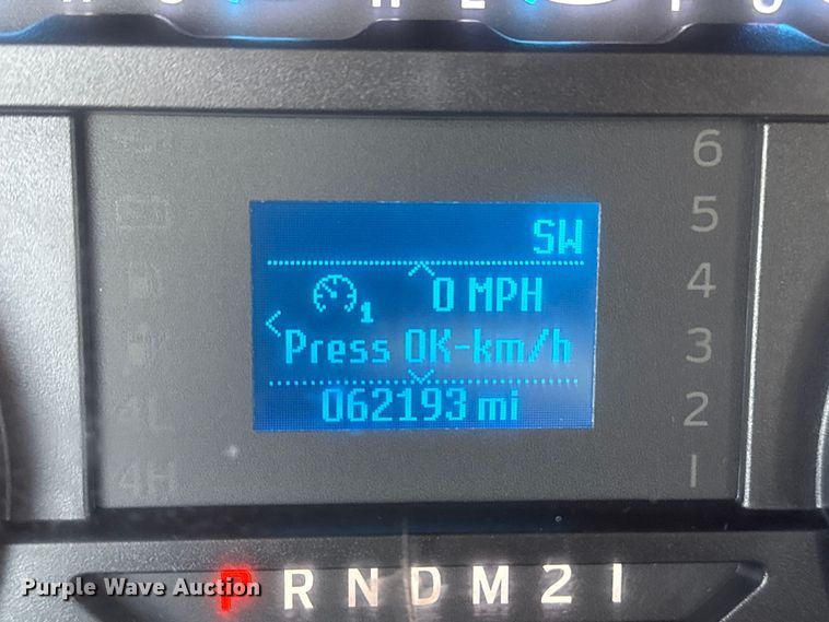 image for item DJ7824 2018 Ford F350 Super Duty SuperCab pickup truck