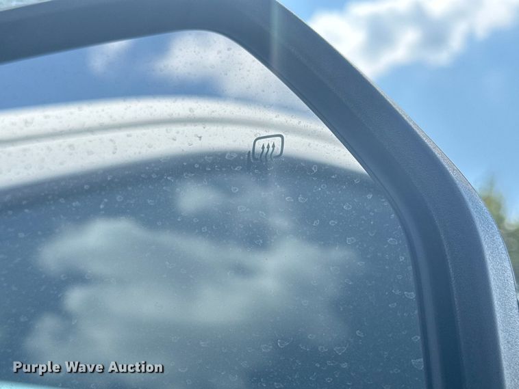 image for item DJ7824 2018 Ford F350 Super Duty SuperCab pickup truck