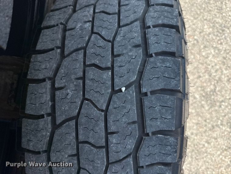 image for item DJ7824 2018 Ford F350 Super Duty SuperCab pickup truck