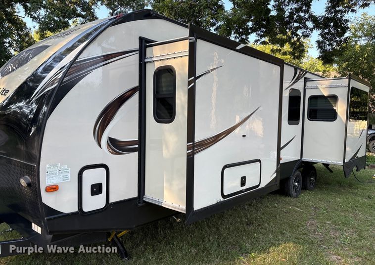 image for item DO1174 2019 Forest River Lacrosse 3311RK camper