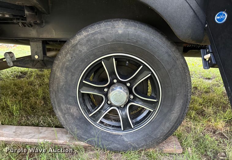 image for item DO1174 2019 Forest River Lacrosse 3311RK camper