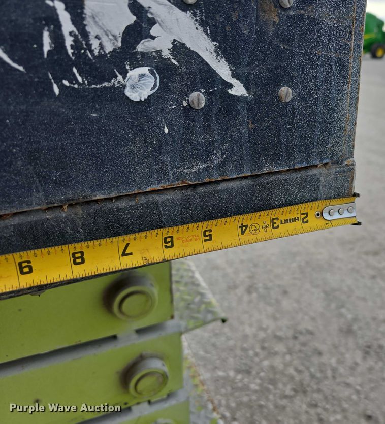 image for item DR3992 Clark CSL26N scissor lift