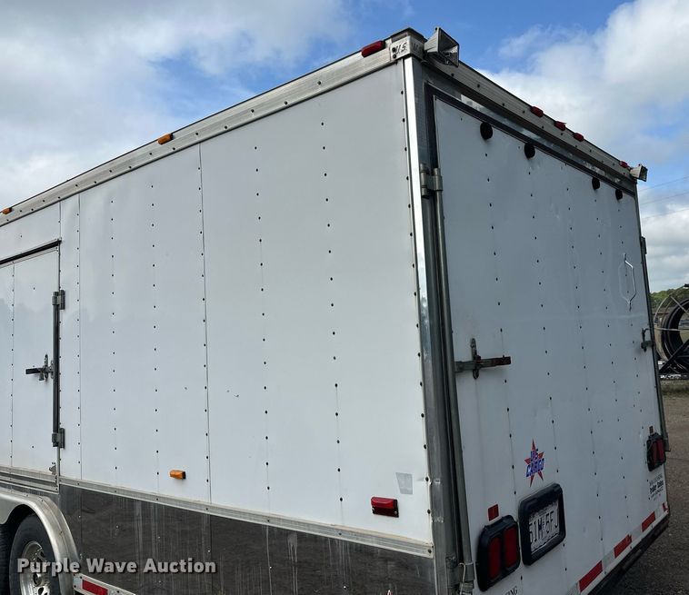 image for item DT6352 2000 US Cargo P08528TA3 enclosed cargo trailer