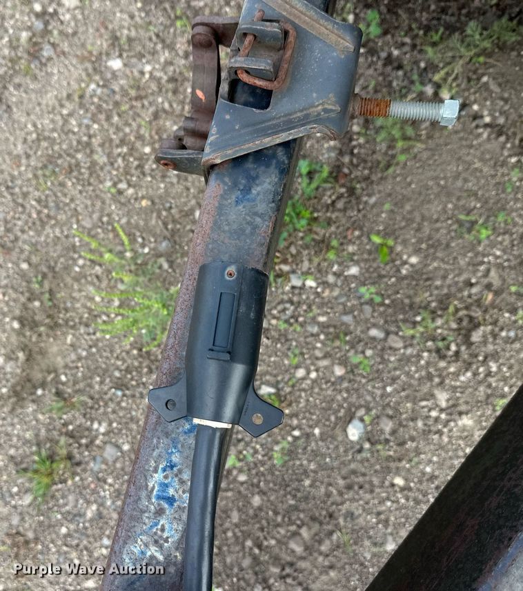 image for item DT6352 2000 US Cargo P08528TA3 enclosed cargo trailer