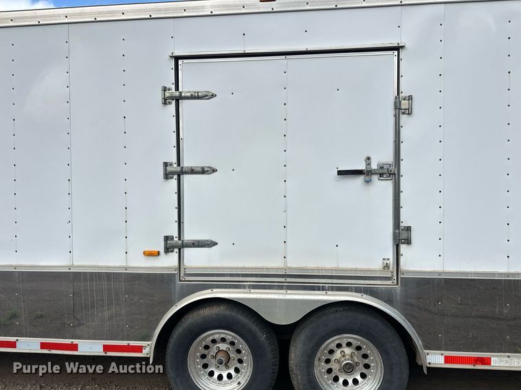 image for item DT6352 2000 US Cargo P08528TA3 enclosed cargo trailer
