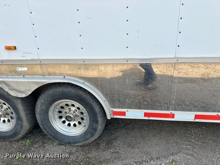 image for item DT6352 2000 US Cargo P08528TA3 enclosed cargo trailer