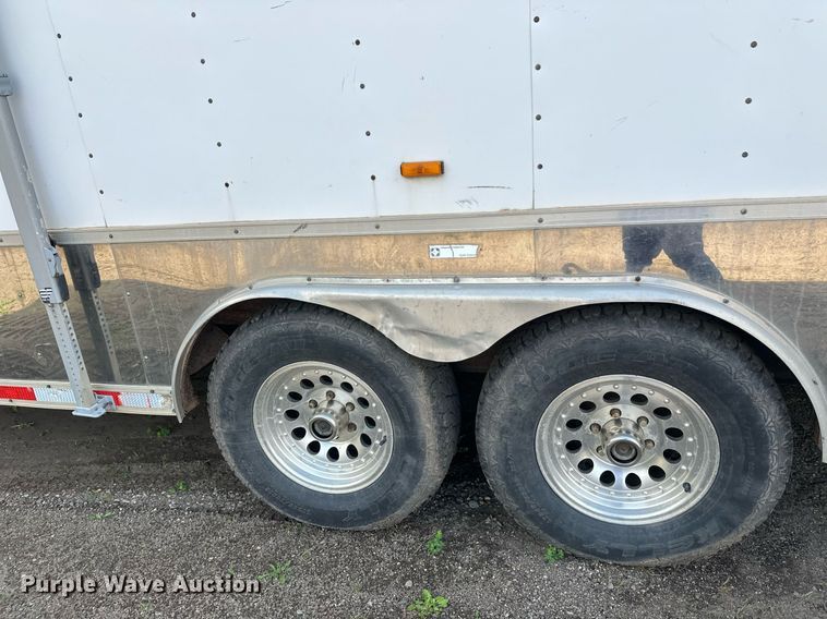 image for item DT6352 2000 US Cargo P08528TA3 enclosed cargo trailer