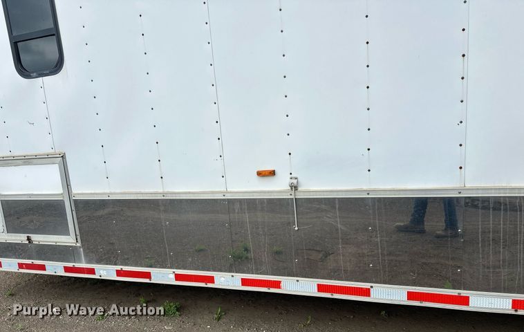 image for item DT6352 2000 US Cargo P08528TA3 enclosed cargo trailer