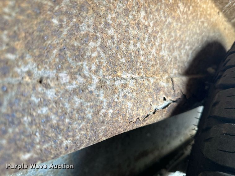 image for item DT6352 2000 US Cargo P08528TA3 enclosed cargo trailer