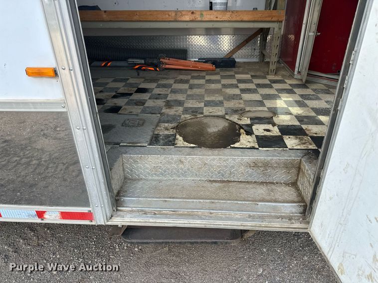 image for item DT6352 2000 US Cargo P08528TA3 enclosed cargo trailer