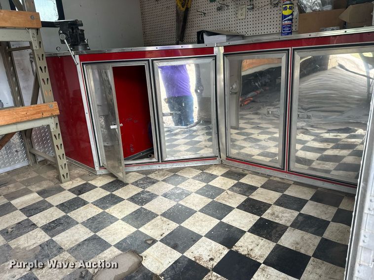 image for item DT6352 2000 US Cargo P08528TA3 enclosed cargo trailer