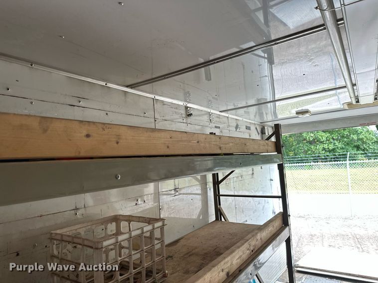 image for item DT6352 2000 US Cargo P08528TA3 enclosed cargo trailer