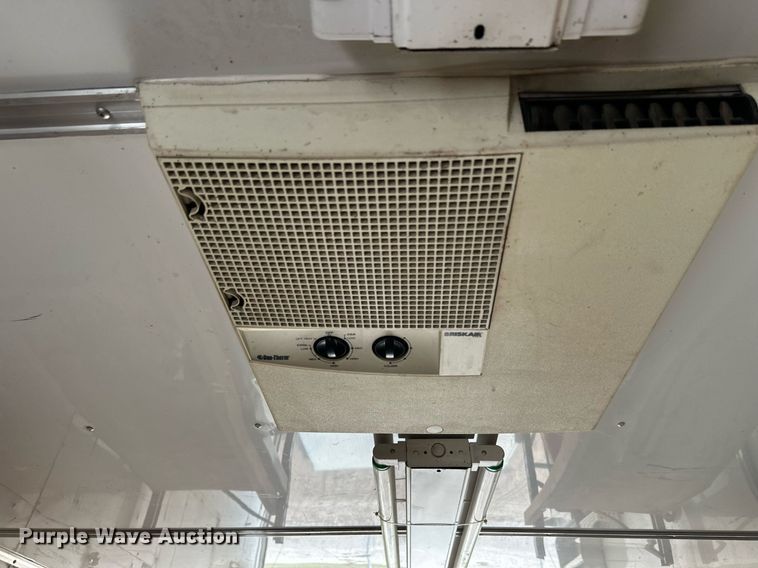 image for item DT6352 2000 US Cargo P08528TA3 enclosed cargo trailer