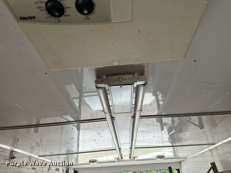 image for item DT6352 2000 US Cargo P08528TA3 enclosed cargo trailer