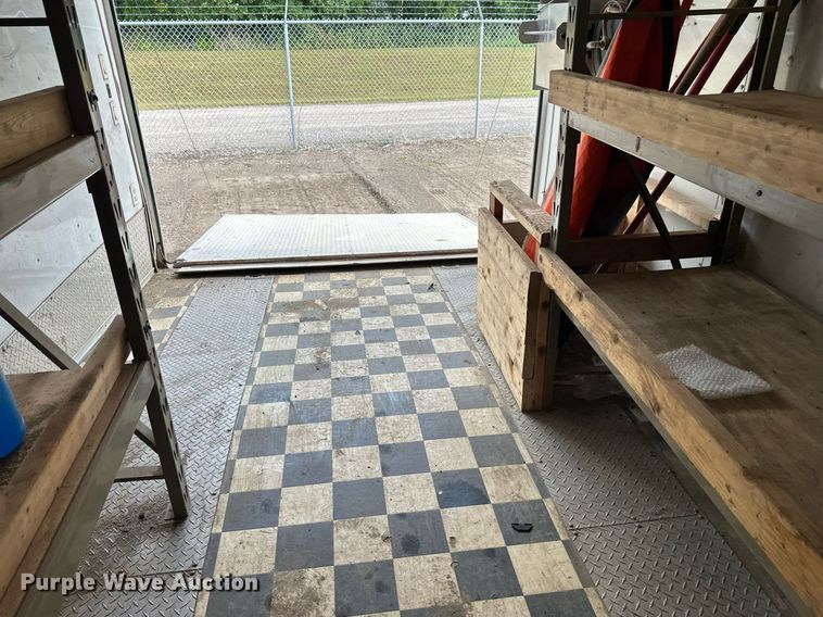 image for item DT6352 2000 US Cargo P08528TA3 enclosed cargo trailer