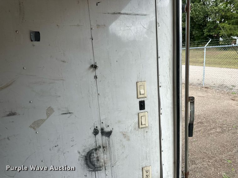 image for item DT6352 2000 US Cargo P08528TA3 enclosed cargo trailer