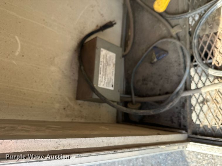 image for item DT6352 2000 US Cargo P08528TA3 enclosed cargo trailer