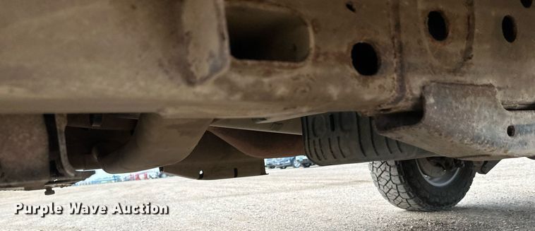 image for item DT6376 2022 GMC Sierra 2500HD Crew Cab pickup truck