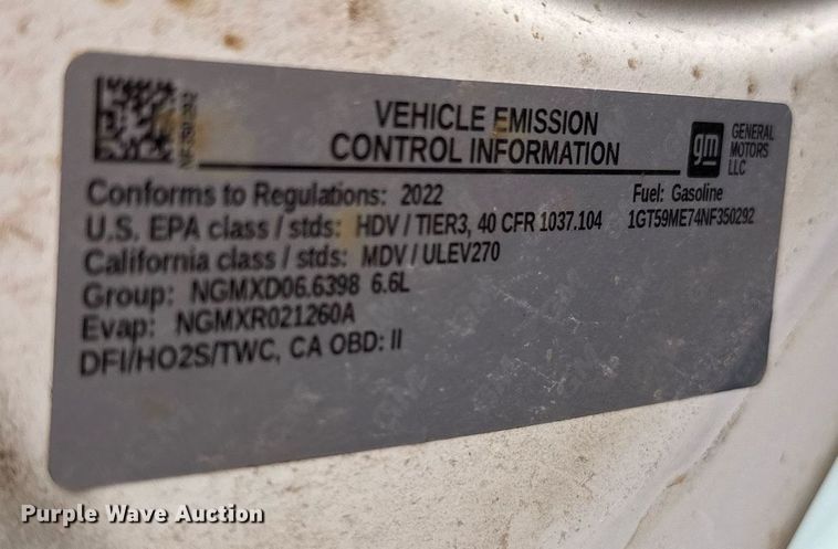 image for item DT6376 2022 GMC Sierra 2500HD Crew Cab pickup truck