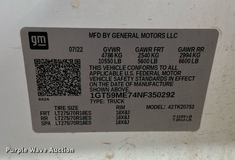 image for item DT6376 2022 GMC Sierra 2500HD Crew Cab pickup truck