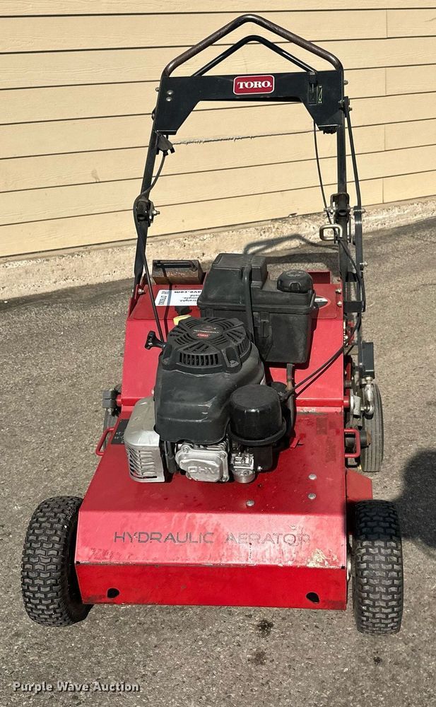 image for item DT6383 Toro aerator