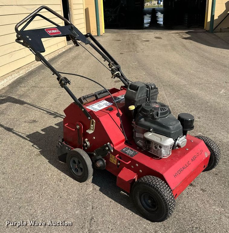 image for item DT6383 Toro aerator
