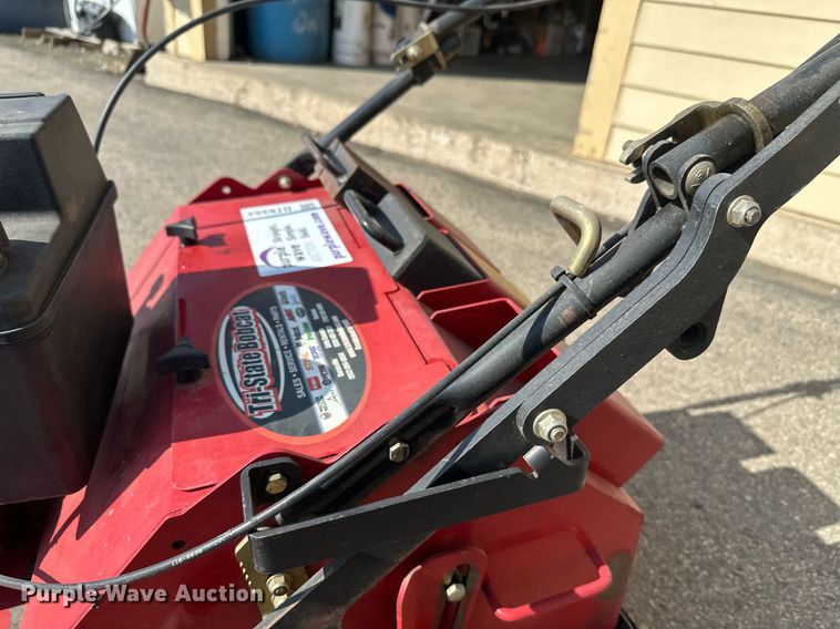 image for item DT6383 Toro aerator