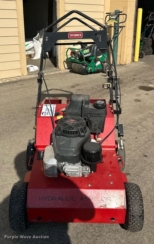 image for item DT6384 Toro aerator