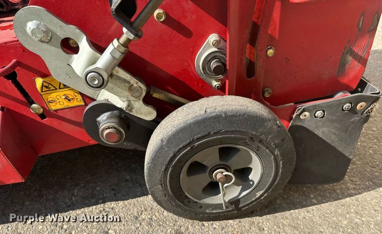 image for item DT6384 Toro aerator