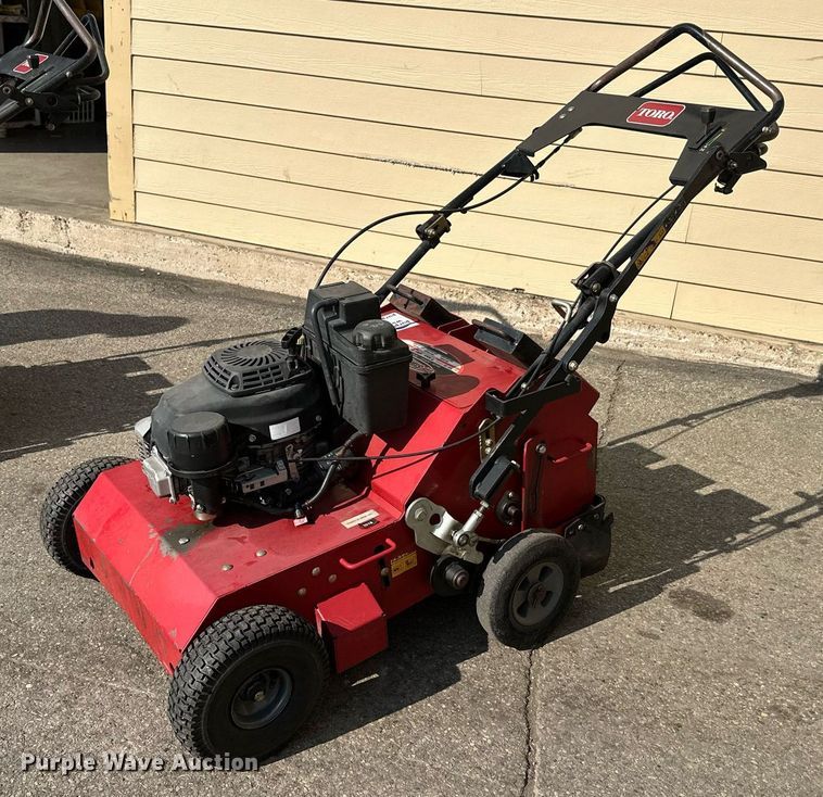 image for item DT6385 Toro aerator